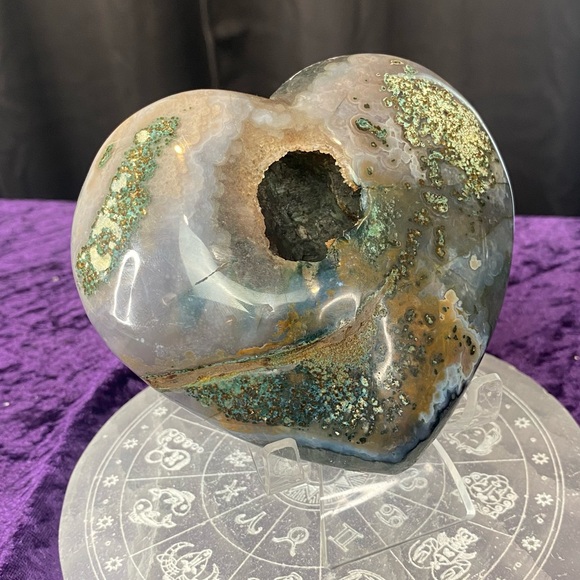 Galaxy Amethyst with Calcite 🤍🪐🤍 - Picture 5 of 5